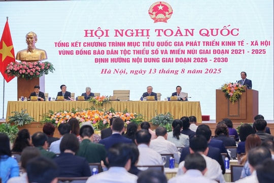 Huy động người dân vào cuộc phát triển kinh tế - xã hội vùng đồng bào dân tộc thiểu số, miền núi