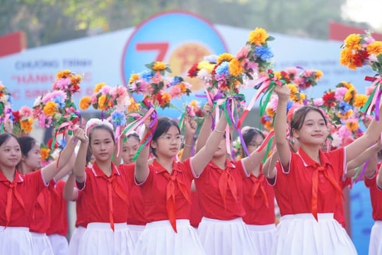Trường học Hà Nội tổ chức nhiều hoạt động ý nghĩa mừng Quốc khánh