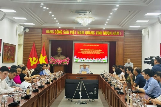 Ra mắt Cẩm nang hướng dẫn phân cấp thẩm quyền cho UBND cấp xã trong lĩnh vực văn hoá