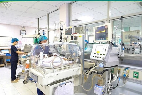 Chọn ngày giờ đẹp sinh mổ, bé sơ sinh tử vong sau 2 ngày