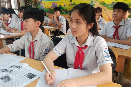 Thực hiện học 2 buổi/ngày: Có xóa được vấn nạn dạy thêm, học thêm?