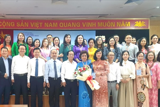 Hơn 80 người tham gia tập huấn giảng dạy tiếng Việt cho bà con kiều bào