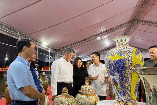 Hà Nội: Thúc đẩy phát triển làng nghề qua Hội chợ quà tặng Thủ đô 2025