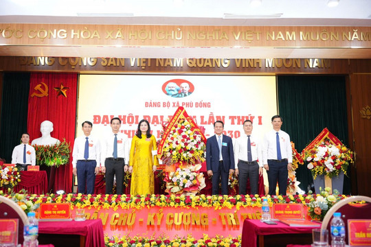Đại hội đại biểu Đảng bộ xã Phù Đổng lần thứ I, nhiệm kỳ 2025 - 2030 Phát huy sức mạnh khối đại đoàn kết toàn dân, phát triển kinh tế nhanh, bền vững