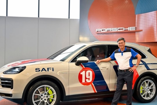 Porsche Cayenne S E-Hybrid về Việt Nam, riêng tiền trang bị đã 800 triệu