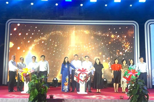 Hà Nội quảng bá tinh hoa làng nghề qua Hội chợ quà tặng 2025