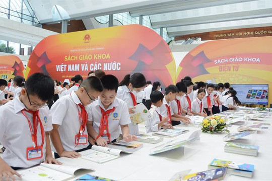 Bộ Giáo dục và Đào tạo lấy ý kiến góp ý chương trình chỉnh sửa một số môn học