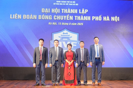 Bà Trần Thùy Chi làm tân Chủ tịch Liên đoàn bóng chuyền Hà Nội khóa I