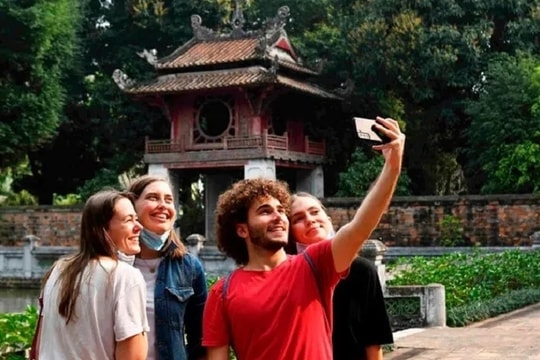 Hà Nội đứng đầu danh sách 10 điểm đến được tìm kiếm nhiều nhất dịp Quốc khánh