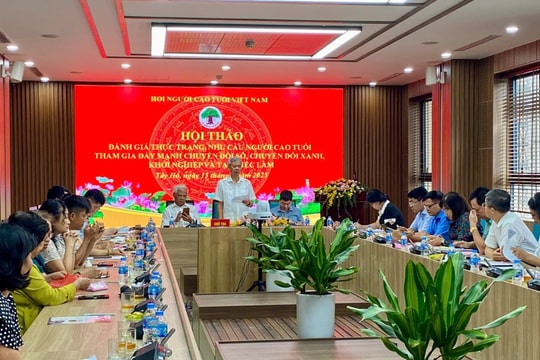 Người cao tuổi tham gia đẩy mạnh chuyển đổi số, khởi nghiệp và tạo việc làm