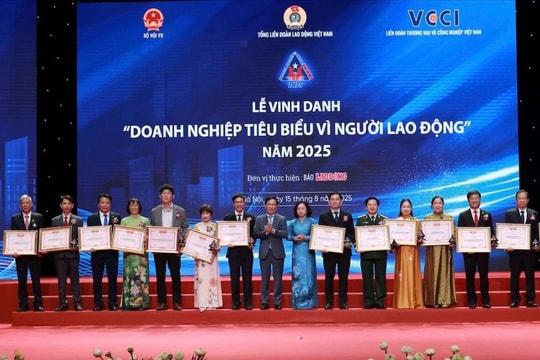 Tôn vinh 28 doanh nghiệp tiêu biểu vì người lao động