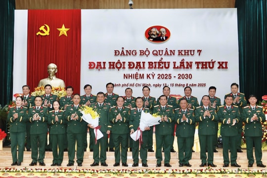 Đảng bộ Quân khu 7: Đoàn kết, trí tuệ, đổi mới