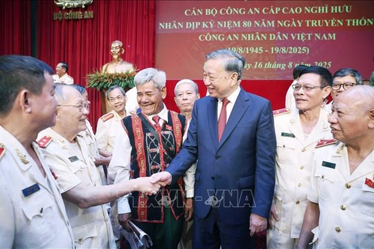 Lực lượng Công an nhân dân phải luôn giữ thế trận an ninh nhân dân vững chắc