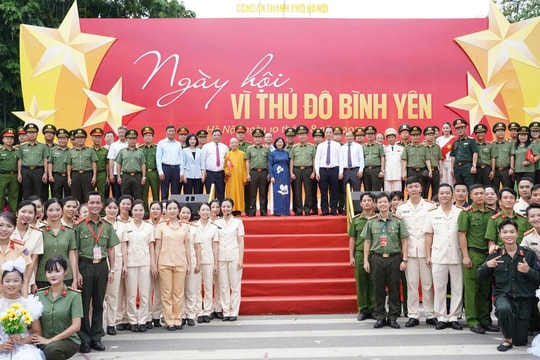 Mãi tự hào về “thanh bảo kiếm” sắc bén, “lá chắn thép” vững chắc bảo vệ Đảng, Nhà nước và nhân dân