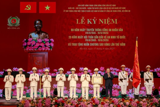 Tổng Bí thư Tô Lâm dự Lễ kỷ niệm 80 năm Ngày truyền thống Công an nhân dân và đón nhận Huân chương Sao Vàng lần thứ năm