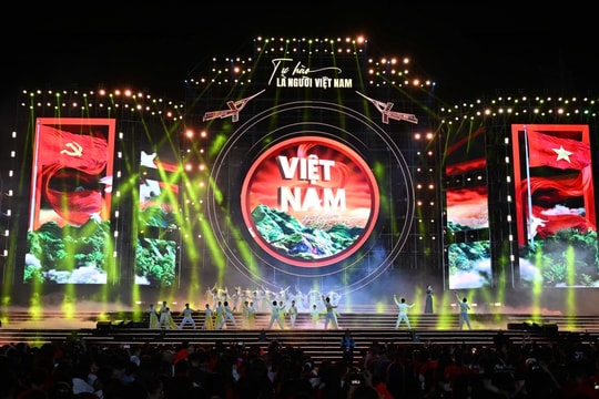 “Tự hào là người Việt Nam” - bản giao hưởng của nguồn cội và khát vọng