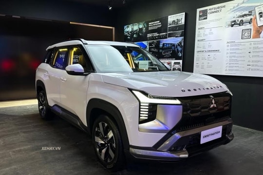 Mitsubishi Destinator "ăn xăng như ngửi", dự sẽ hot khi về Việt Nam