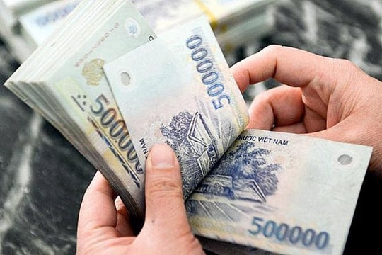 Ngoài lương, viên chức sẽ được hưởng thu nhập từ nguồn thu hợp pháp