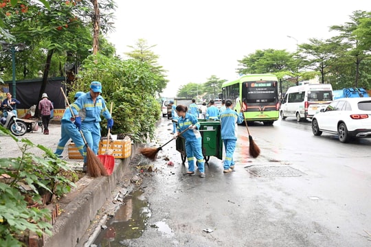 Đẩy mạnh vệ sinh môi trường phục vụ Lễ kỷ niệm 80 năm Cách mạng Tháng Tám