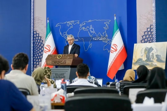 Iran sẵn sàng bảo đảm bản chất hòa bình của chương trình hạt nhân