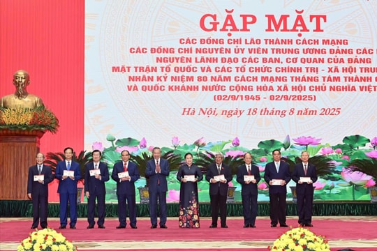 Tổng Bí thư Tô Lâm: Lấy lợi ích của dân tộc và nhân dân làm mục tiêu cao nhất