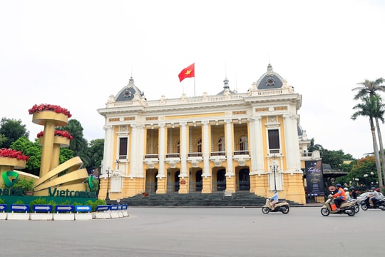 Hà Nội tạm cấm phương tiện xung quanh Quảng trường Cách mạng Tháng Tám