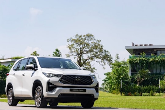 Xe hybrid ưu đãi mạnh, cơ hội tốt để “lên đời” xe xanh