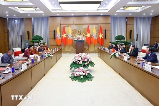 Chủ tịch Quốc hội Trần Thanh Mẫn hội kiến Quốc vương Bhutan