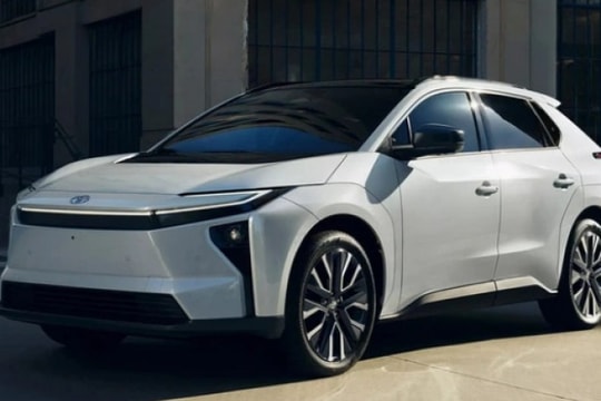 Toyota bZ4X 2025 ra mắt Đông Nam Á vào tháng 10/2025