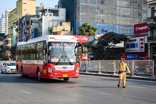 Ngày 21/8, cấm xe tải trên 10 tấn, xe khách 45 chỗ di chuyển vào khu vực nội thành Hà Nội