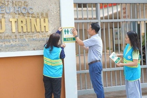 Hà Nội lắp thêm 1.000 nhà vệ sinh và 800 thùng rác Sẵn sàng các điều kiện phục vụ Nhân dân, du khách