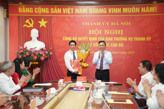 Đồng chí Nguyễn Huy Cường giữ chức Bí thư Đảng ủy phường Thanh Xuân