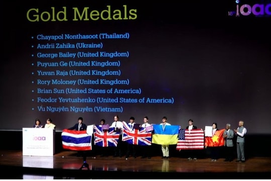 Học sinh Hà Nội giành 5 huy chương tại Olympic IOAA 2025