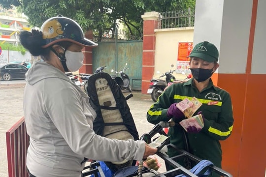 Xăng tăng hơn 200 đồng/lít từ 15h ngày 21/8