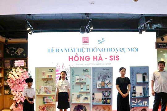 Hồng Hà ra mắt bộ sưu tập Art chào năm học mới
