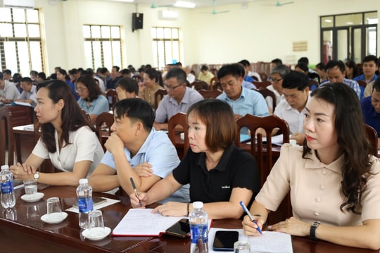 Xã Suối Hai phát động phong trào “Bình dân học vụ số” và Chiến dịch 45 ngày đêm chuyển đổi số