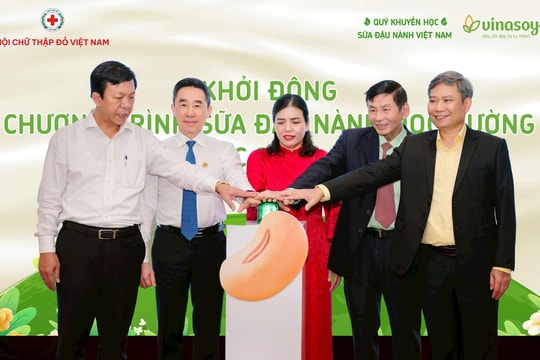 Khởi động Chương trình “Sữa đậu nành học đường”