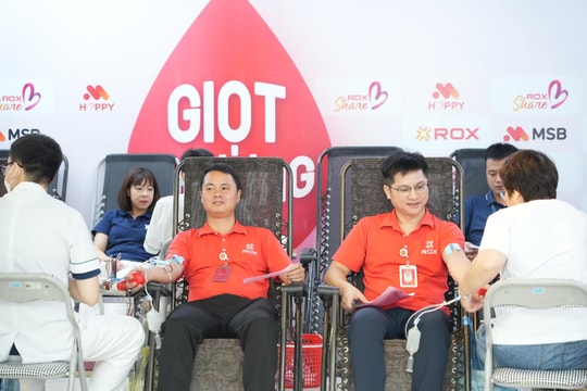 Cán bộ, nhân viên ROX Group chung tay hiến máu, lan tỏa giá trị sống đẹp