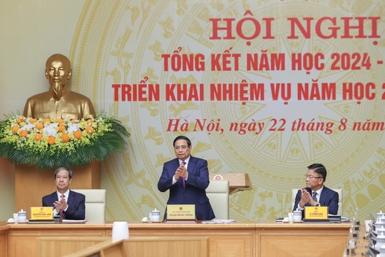 Thủ tướng Chính phủ Phạm Minh Chính: Ngành Giáo dục cần chuyển từ trang bị kiến thức sang phát triển năng lực toàn diện của người học
