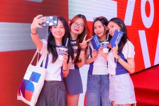 Nhiều trường đại học công bố điểm chuẩn năm 2025: Mức phổ biến 23 - 27 điểm, ngành “hot” vượt 28 điểm