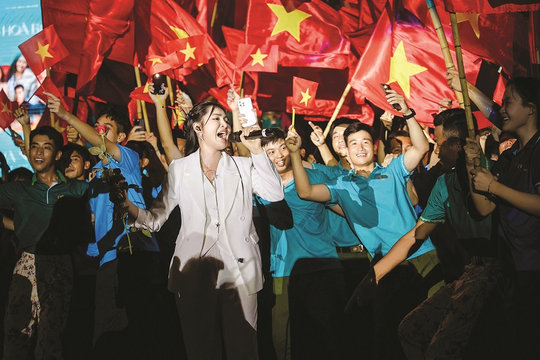 Hát tiếp lời “nguyện thề vì bình yên”