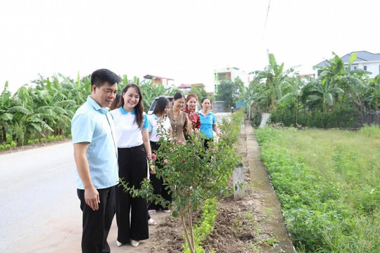 Rạng rỡ "Đường hoa phụ nữ" tại xã Hồng Vân