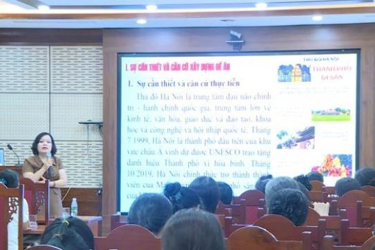 Hội LHPN xã Phúc Thọ tổ chức hội nghị tuyên truyền “Bình dân học vụ số” và định hướng phát triển Thủ đô