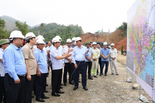 Tập trung máy móc, nhân lực để tăng tốc tiến độ 4 dự án cao tốc trọng điểm phía Bắc