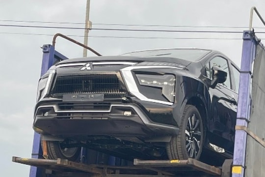 Mitsubishi Xpander 2025 xuất hiện trên đường phố, sắp ra mắt Việt Nam