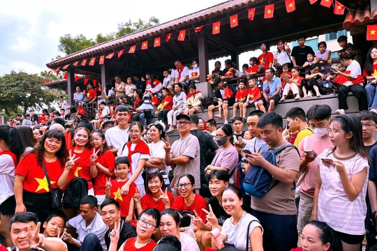 Hà Nội rộn ràng trước giờ tổng hợp luyện diễu binh, diễu hành lần 2