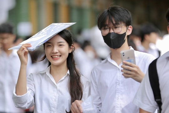 Thí sinh trúng tuyển xác nhận nhập học trực tuyến từ hôm nay