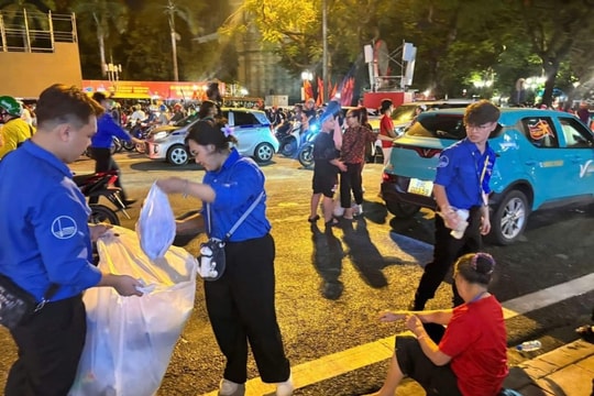 Nêu cao nét thanh lịch, văn minh trong đại lễ của dân tộc
