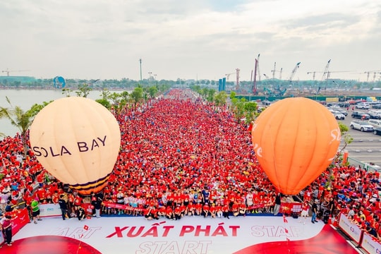 Từ đại nhạc hội đến giải chạy kỷ lục Dòng khách khổng lồ tiếp thêm sức nóng cho “phố thương mại tỷ đô” Boutique Gate