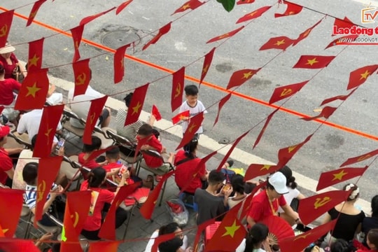 Tái hiện lịch sử trong những bước chân ngày sơ duyệt diễu binh, diễu hành